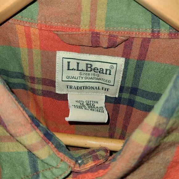 L.L Bean Button Down Flannel Plaid Long Sleeve  Sh - Picture 2 of 4